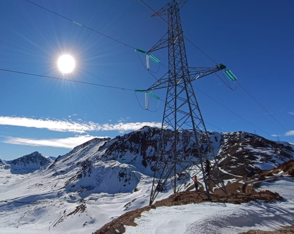 Mantenimiento eléctrico alta, media y baja tensión División Andina-003