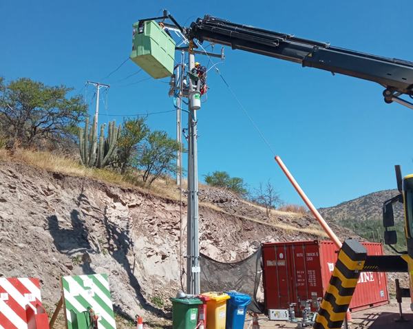 Mantenimiento eléctrico alta, media y baja tensión División Andina-004